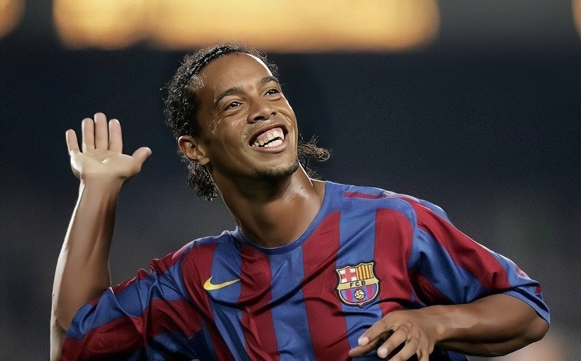 她多次通过 她多次通过