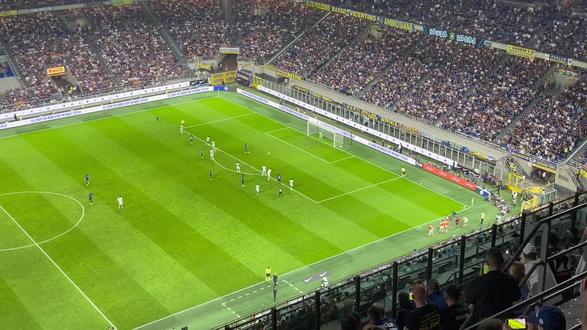 队在引援方 队在引援方