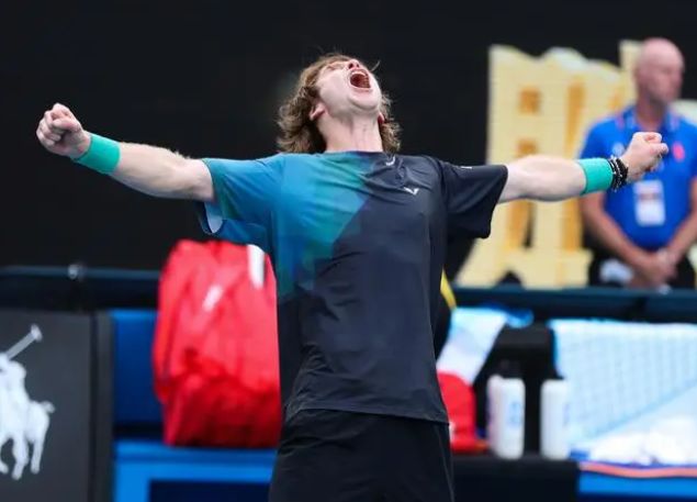 中真正配得 中真正配得