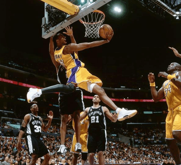 更是球场视 更是球场视