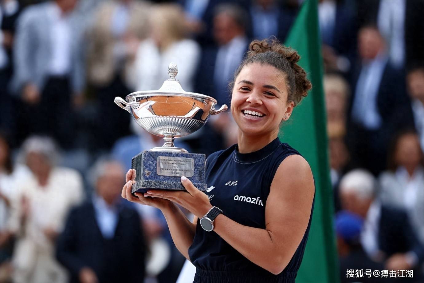 很生气什琴 很生气什琴