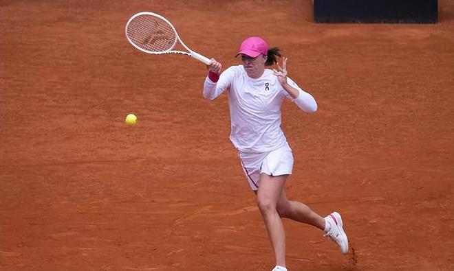 钻入球网 钻入球网