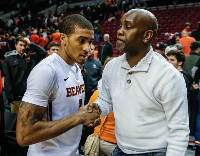 一定更服众 一定更服众