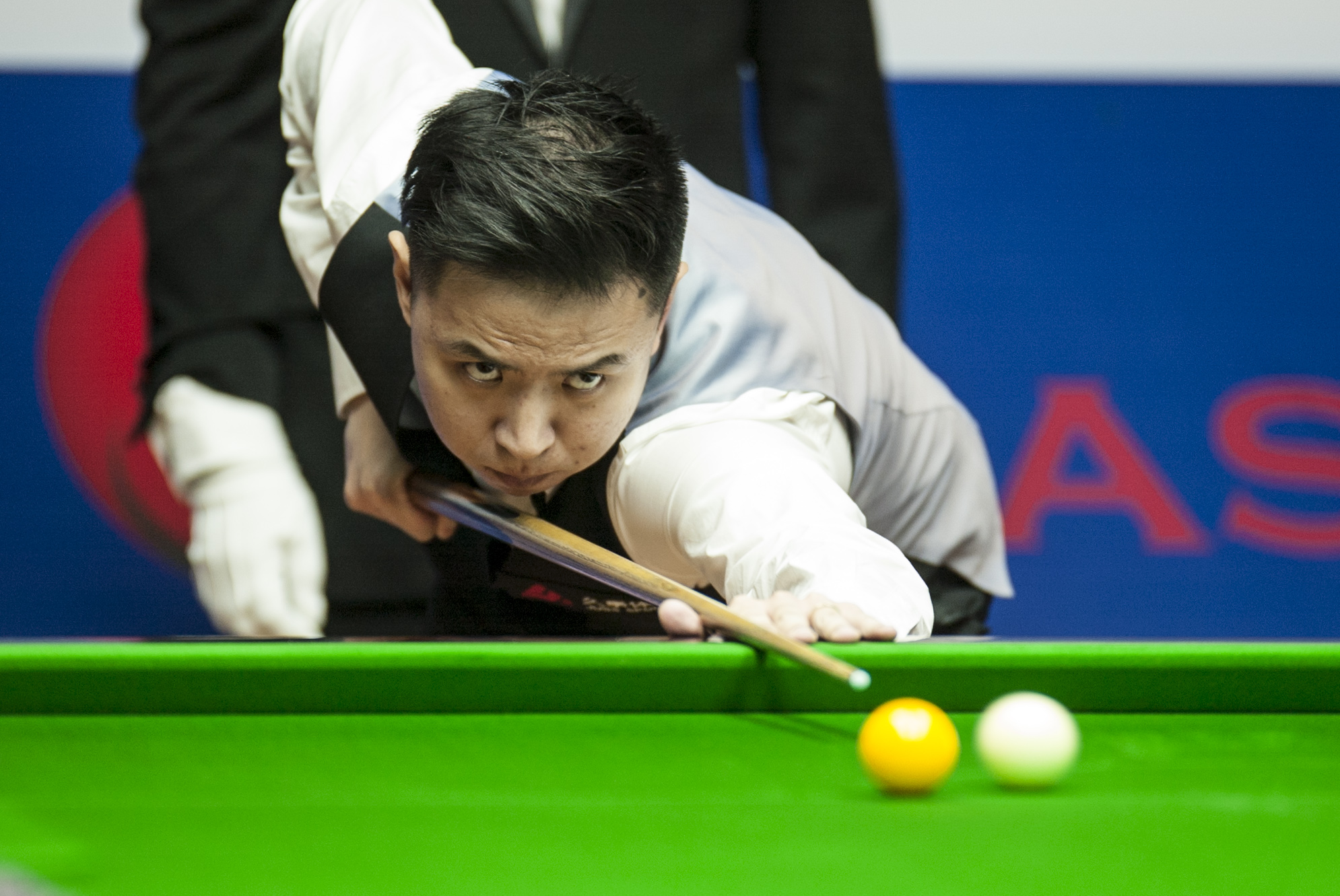 不靠即兴 不靠即兴